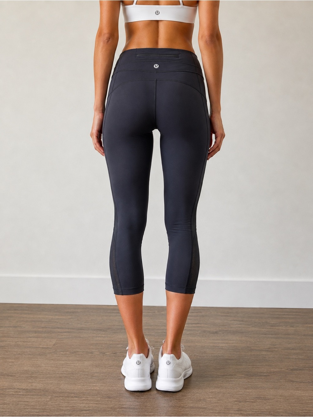 Lululemon Crop Leggings Black - Picture 2 of 7